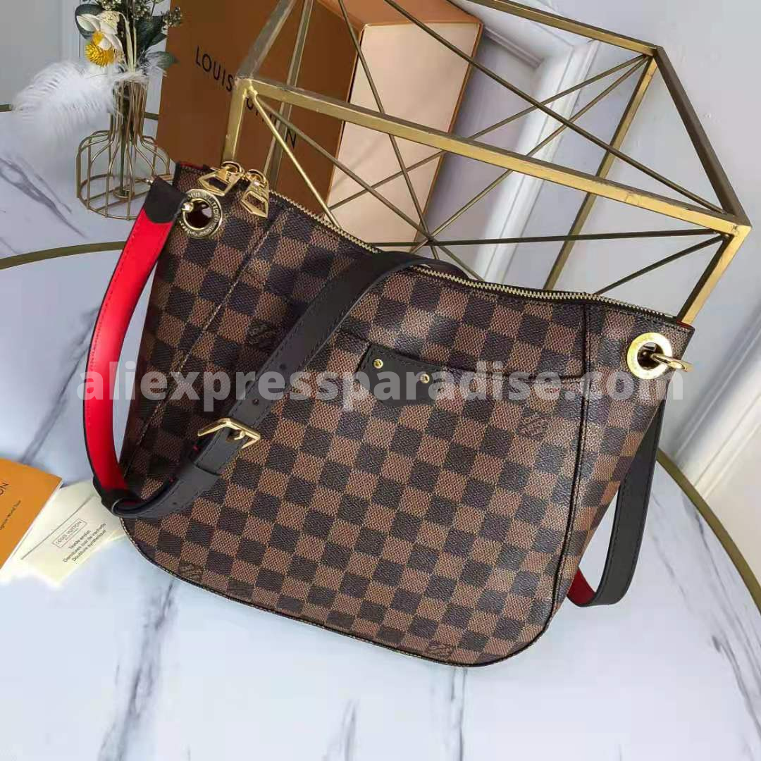 LV south bank besace new