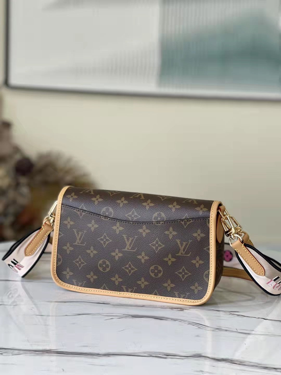 Louis Vuitton Diane Satchel Bag - Vitkac shop online